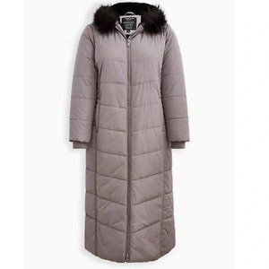 NWT size 4 Torrid Longline Fit & Flare Puffer Coat - Twill Grey